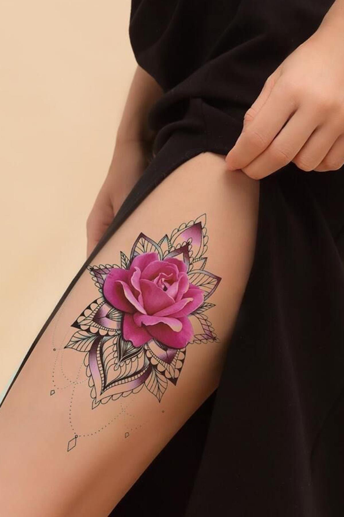 Geçici Çiçek Figürlü Dövme Tattoo