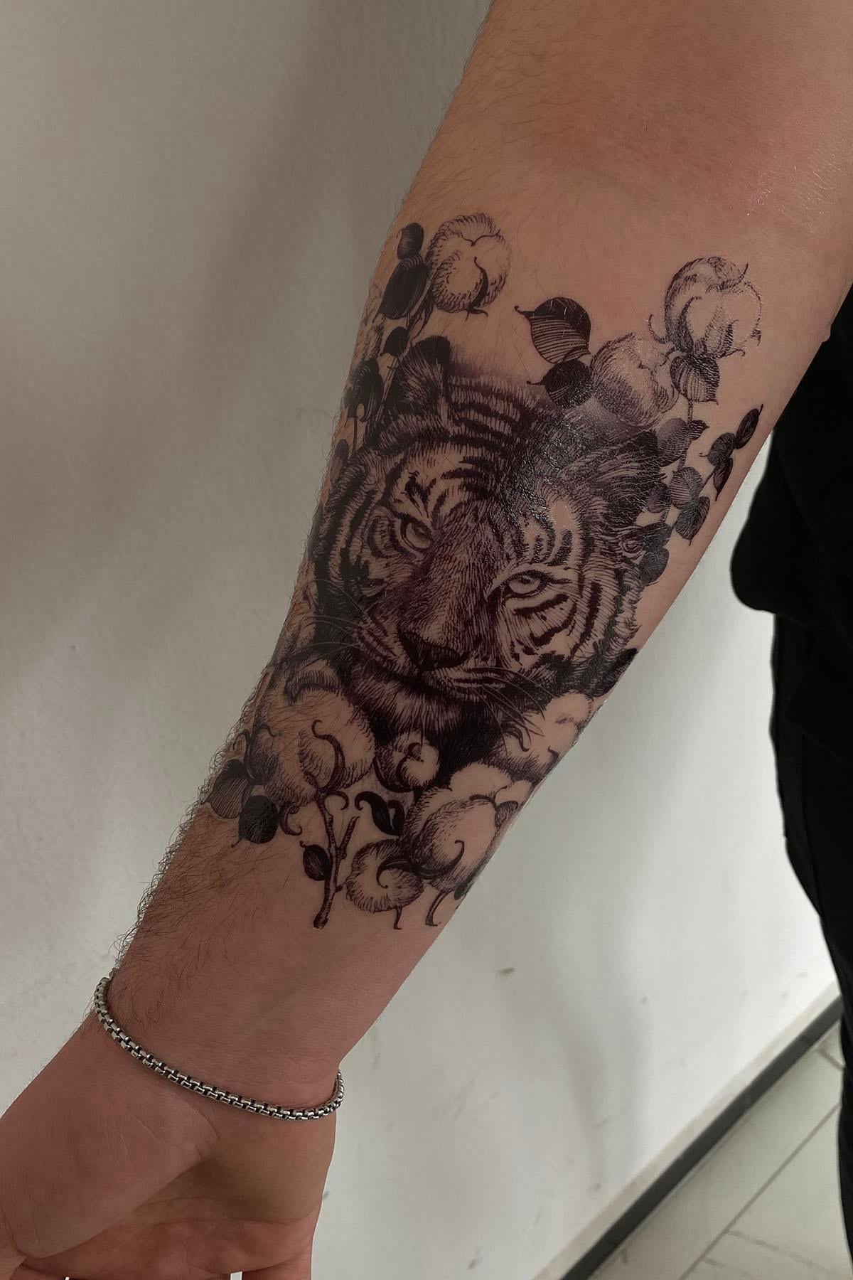 Geçici Kaplan Figürlü Dövme Tattoo
