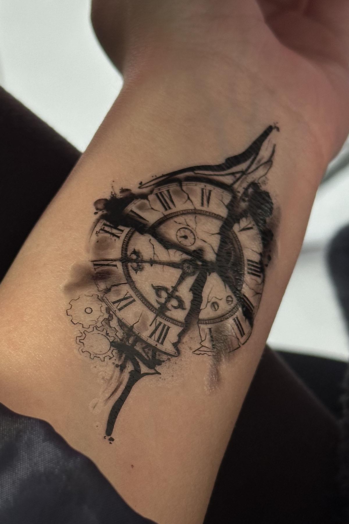 Geçici Saat Figürlü Mini Dövme Tattoo