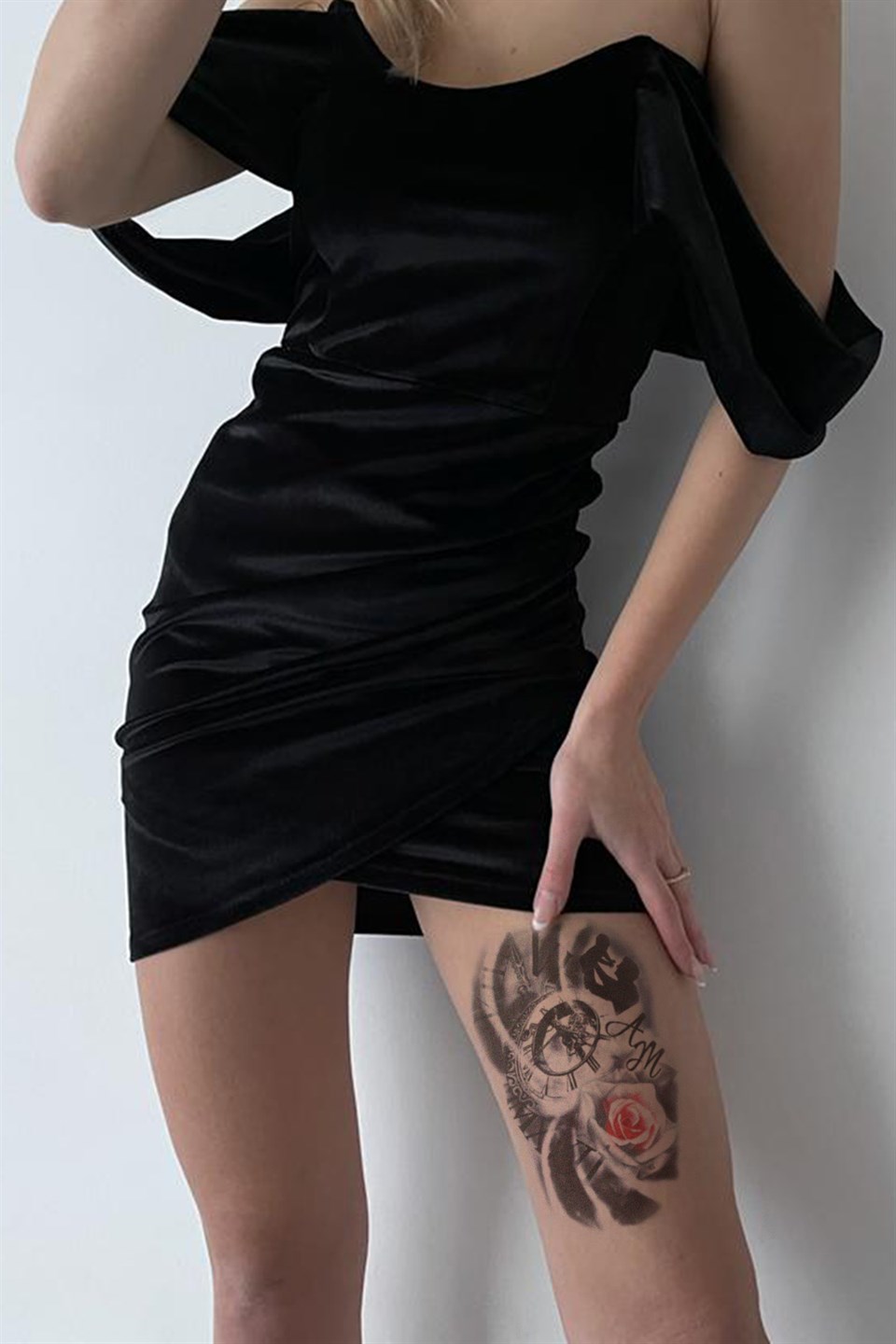Gerçekçi Geçici Saat ve Gül Dövme Tattoo
