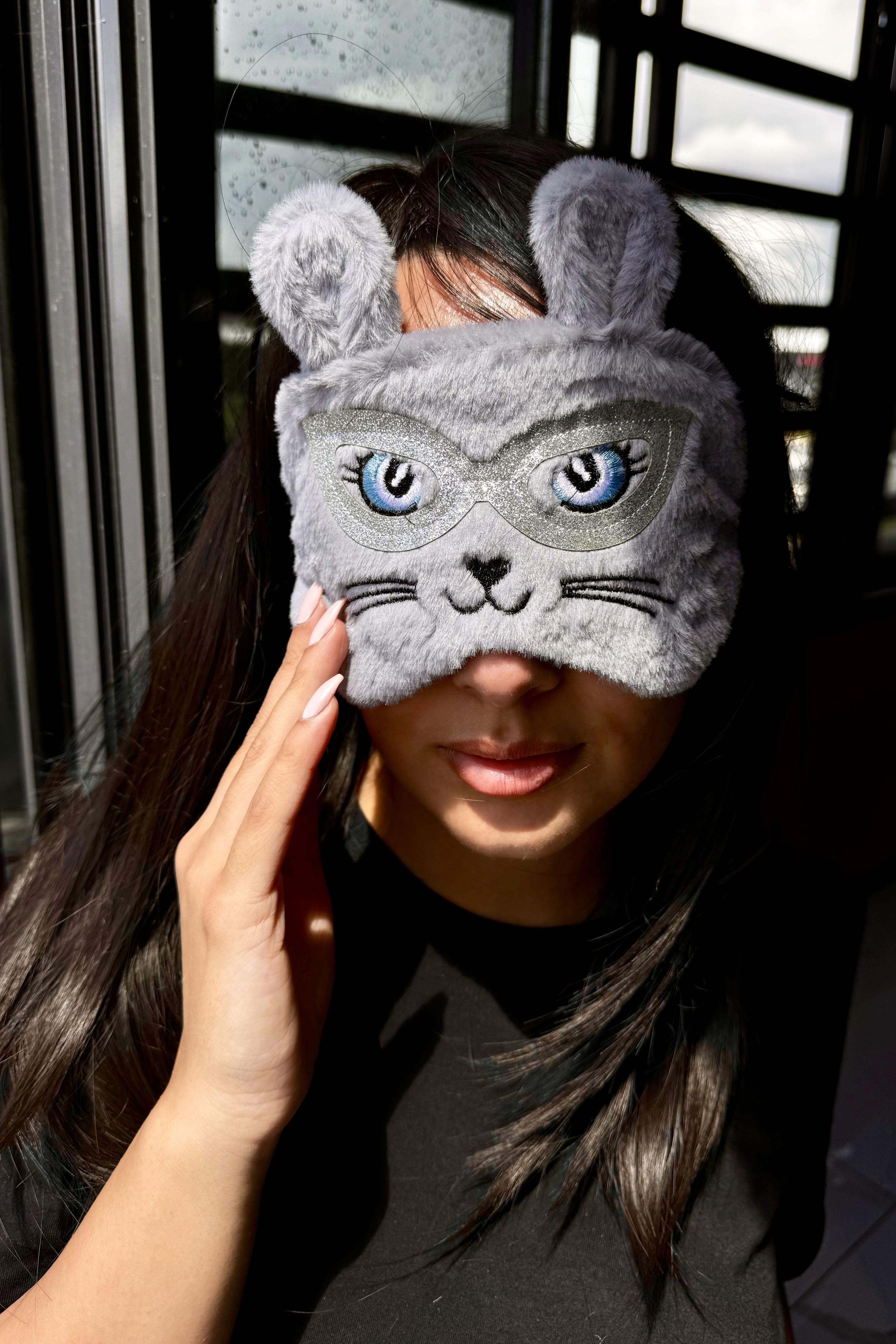 Gri Renk Kedi Figürlü Peluş Uyku Bandı