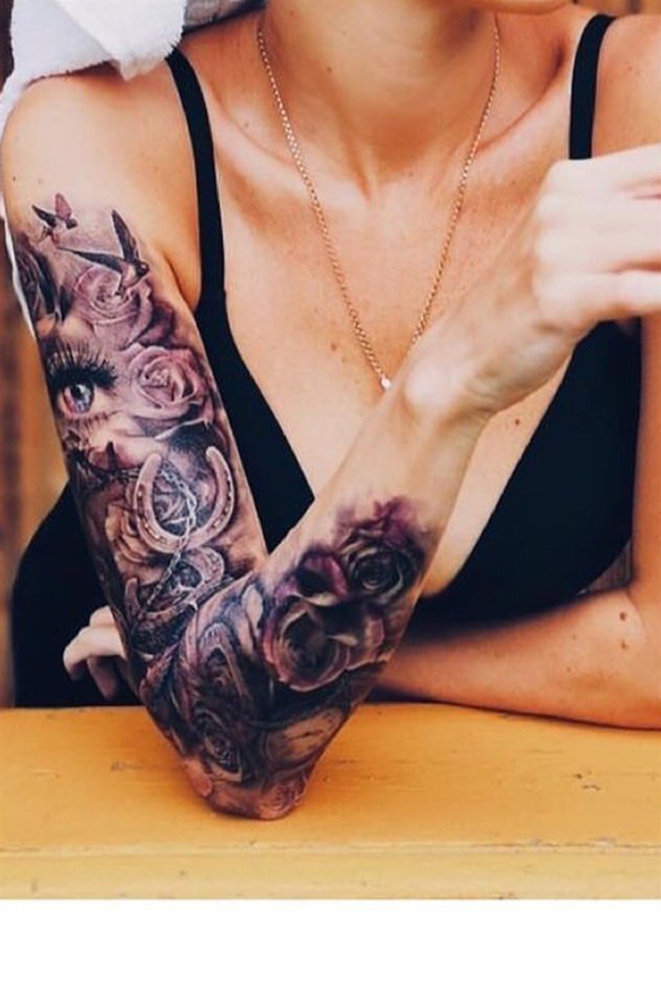 Takıştır Bijuteri Online | Gül ve Göz Detaylı Kol Dövme Tattoo