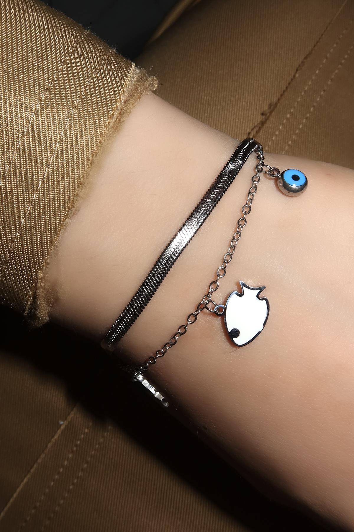 Gümüş Renk Balık Figürlü Göz Detaylı Çelik Bileklik