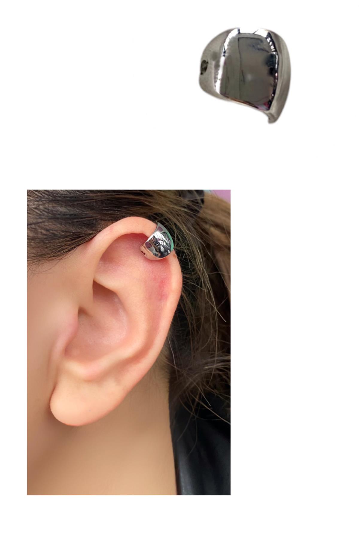 Gümüş Renk Cerrahi Çelik Tragus/Kıkırdak Küpe/Piercing (Tek)