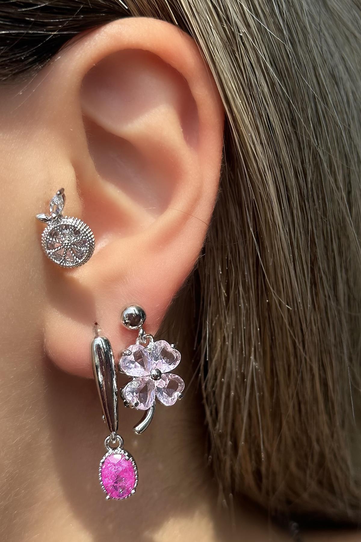 Gümüş Renk Çiçek Figürlü Taş Detaylı VİP 3'lü YSX Küpe Set