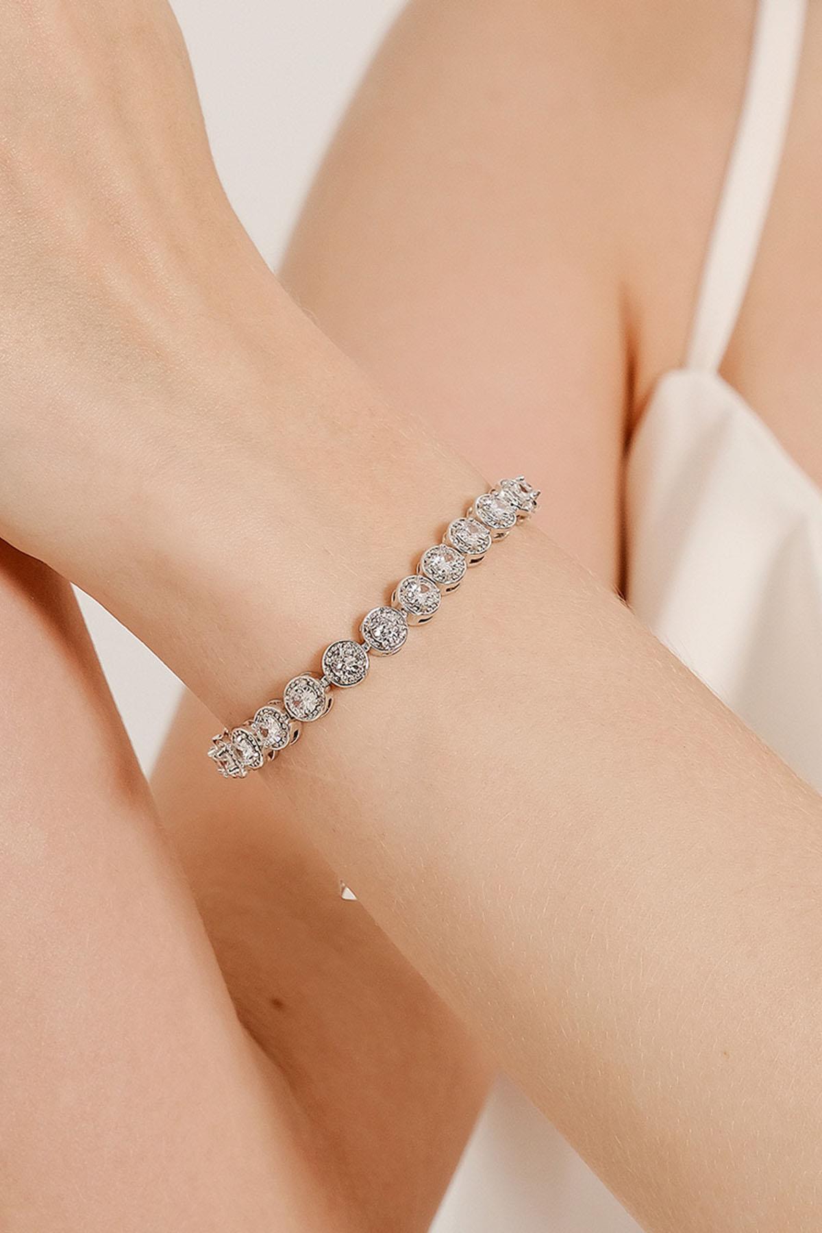 Gümüş Renk Figürlü VİP Su Yolu Bileklik