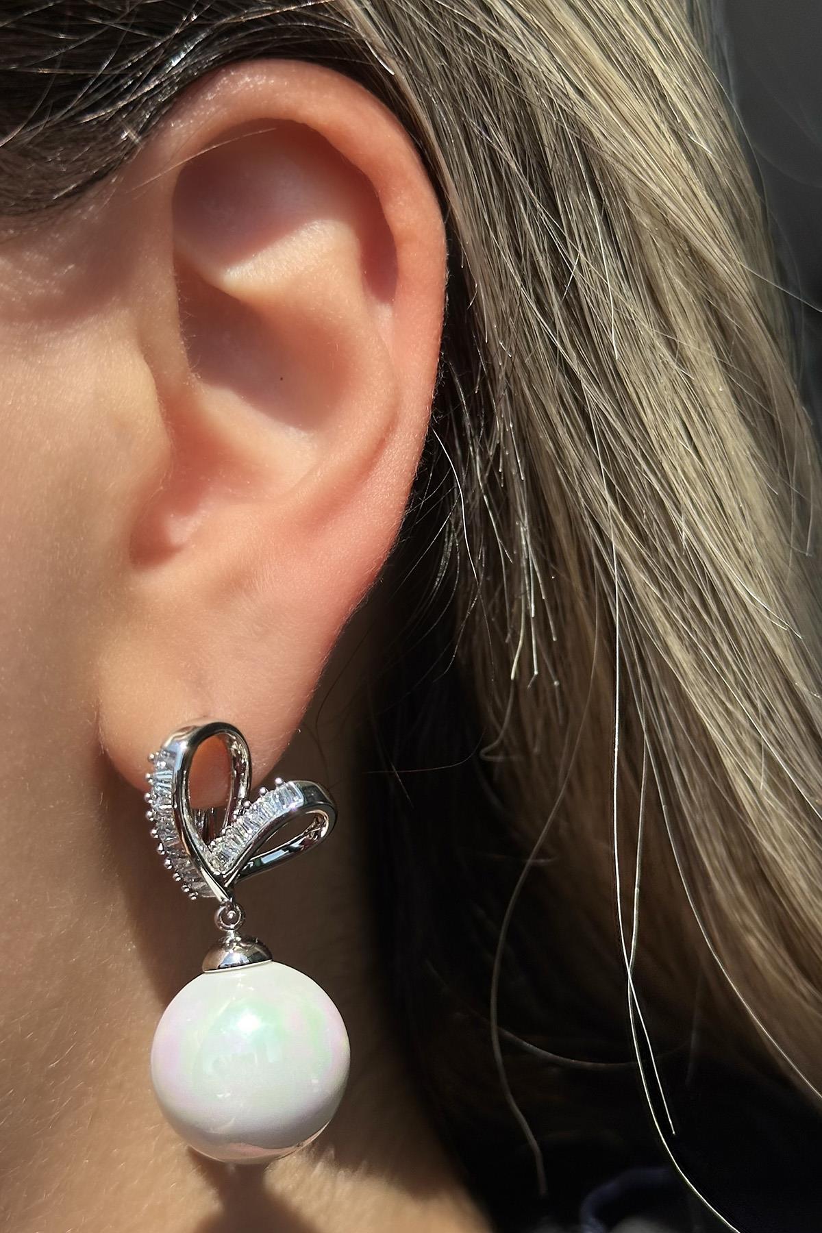 Gümüş Renk İnci Ve Taş Detaylı Çelik Xuping Küpe (Çift)