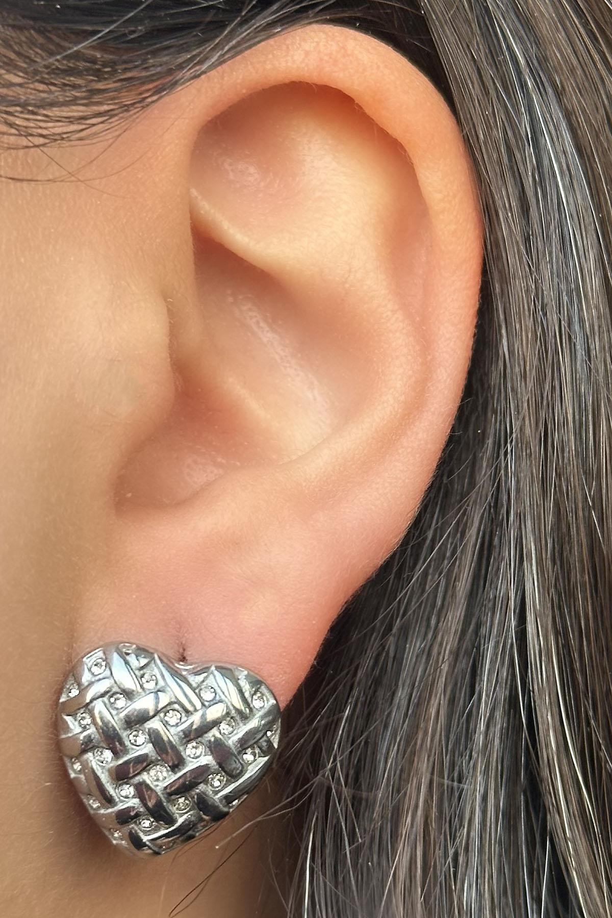 Gümüş Renk Kalp Figürlü Çelik Küpe (Çift)