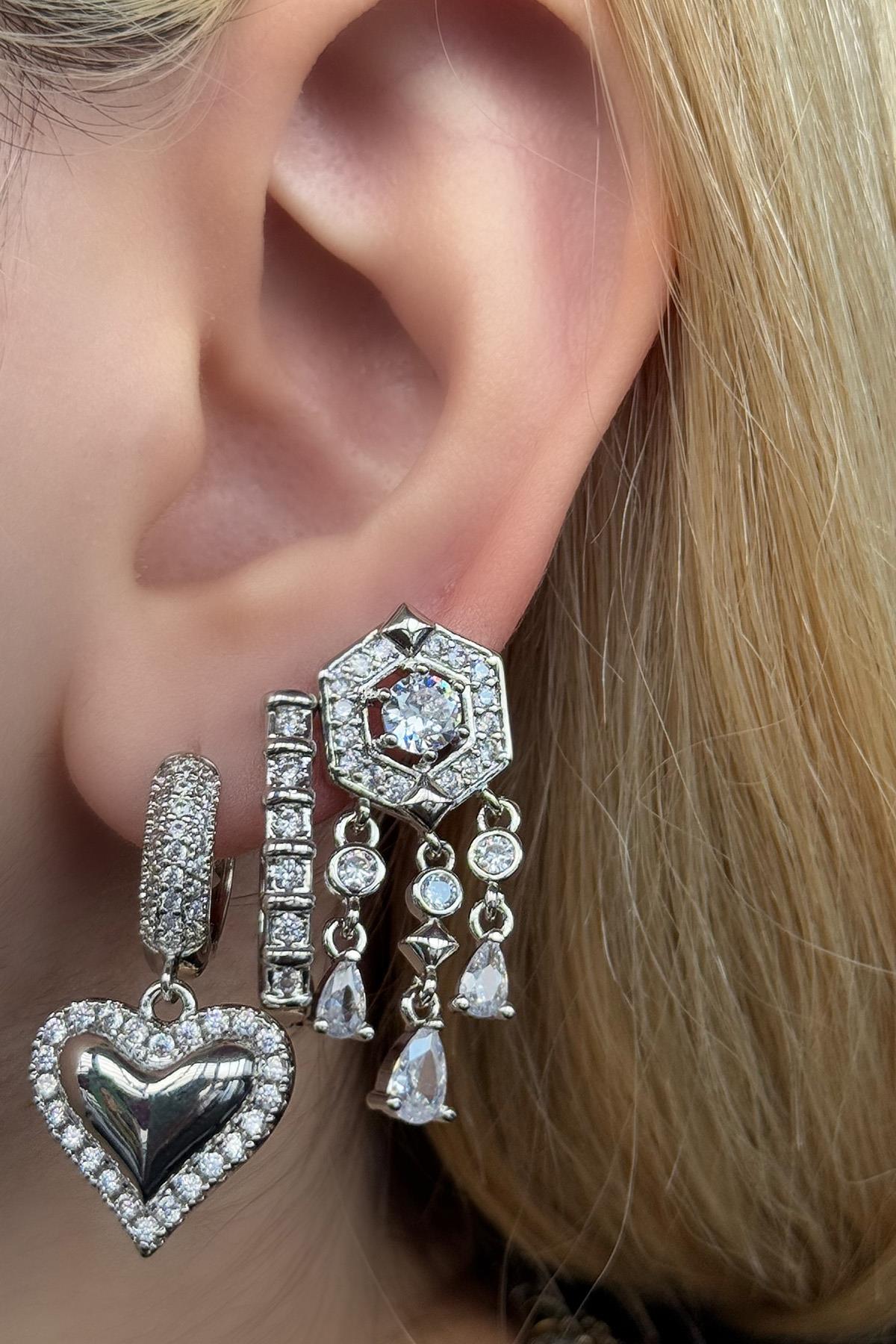 Gümüş Renk Kalp Figürlü Taş Detaylı VİP 3'lü YSX Küpe Set