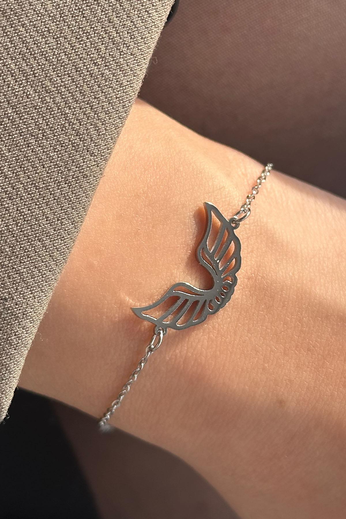 Gümüş Renk Kanat Figürlü Çelik Bileklik
