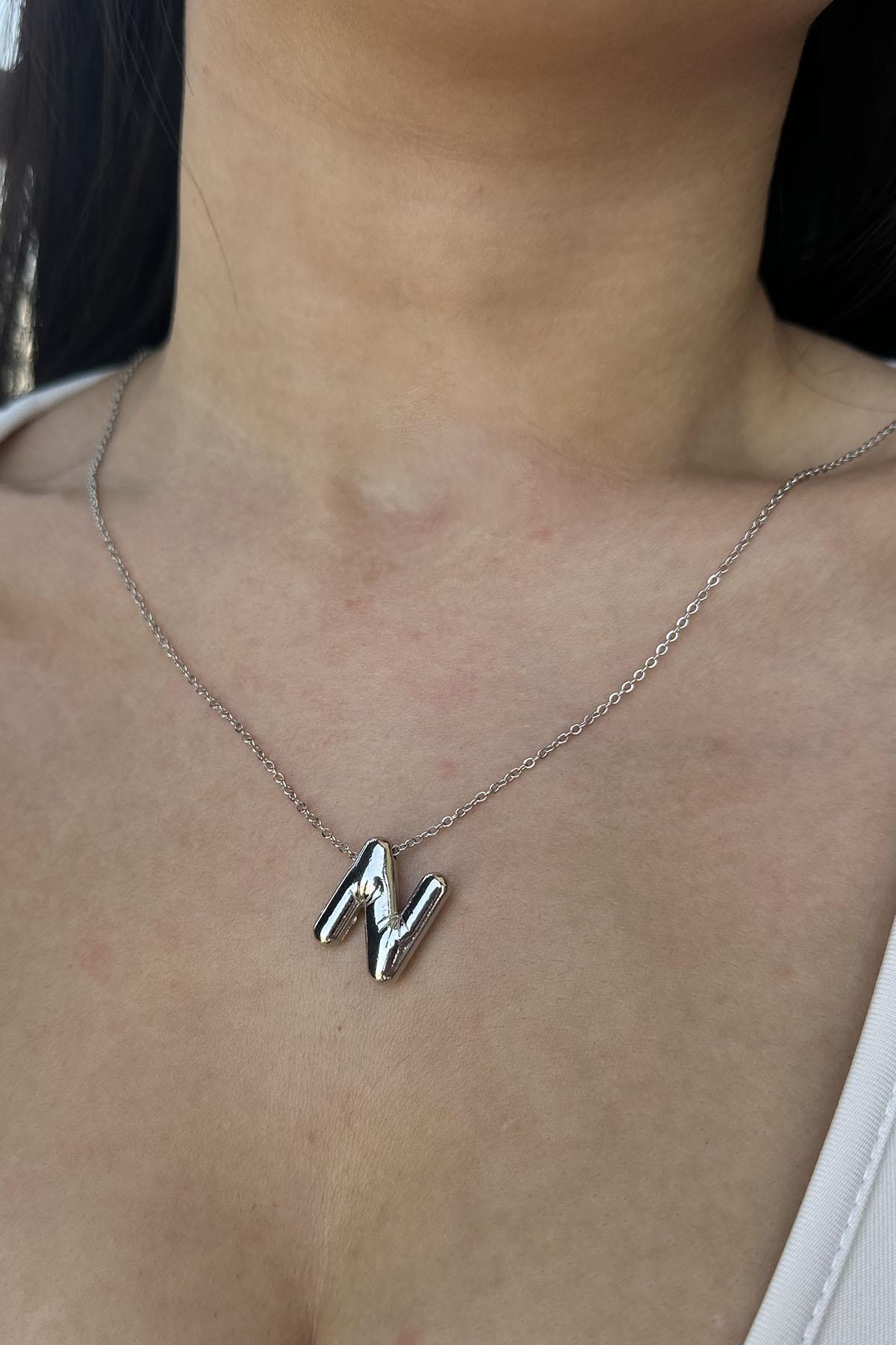 Gümüş Renk N Harf Balon Kolye