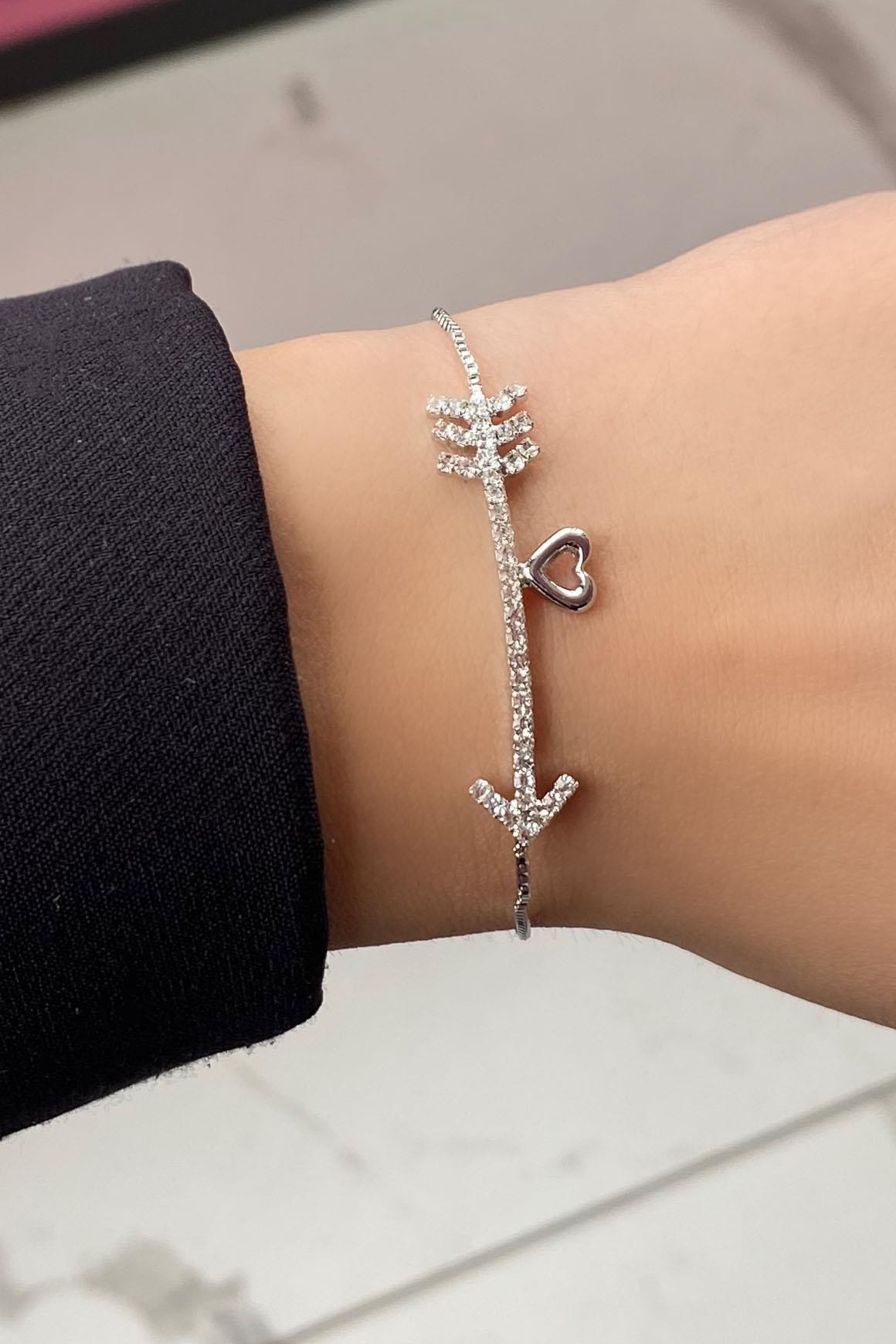 Gümüş Renk Taş Detaylı Asansör Bileklik