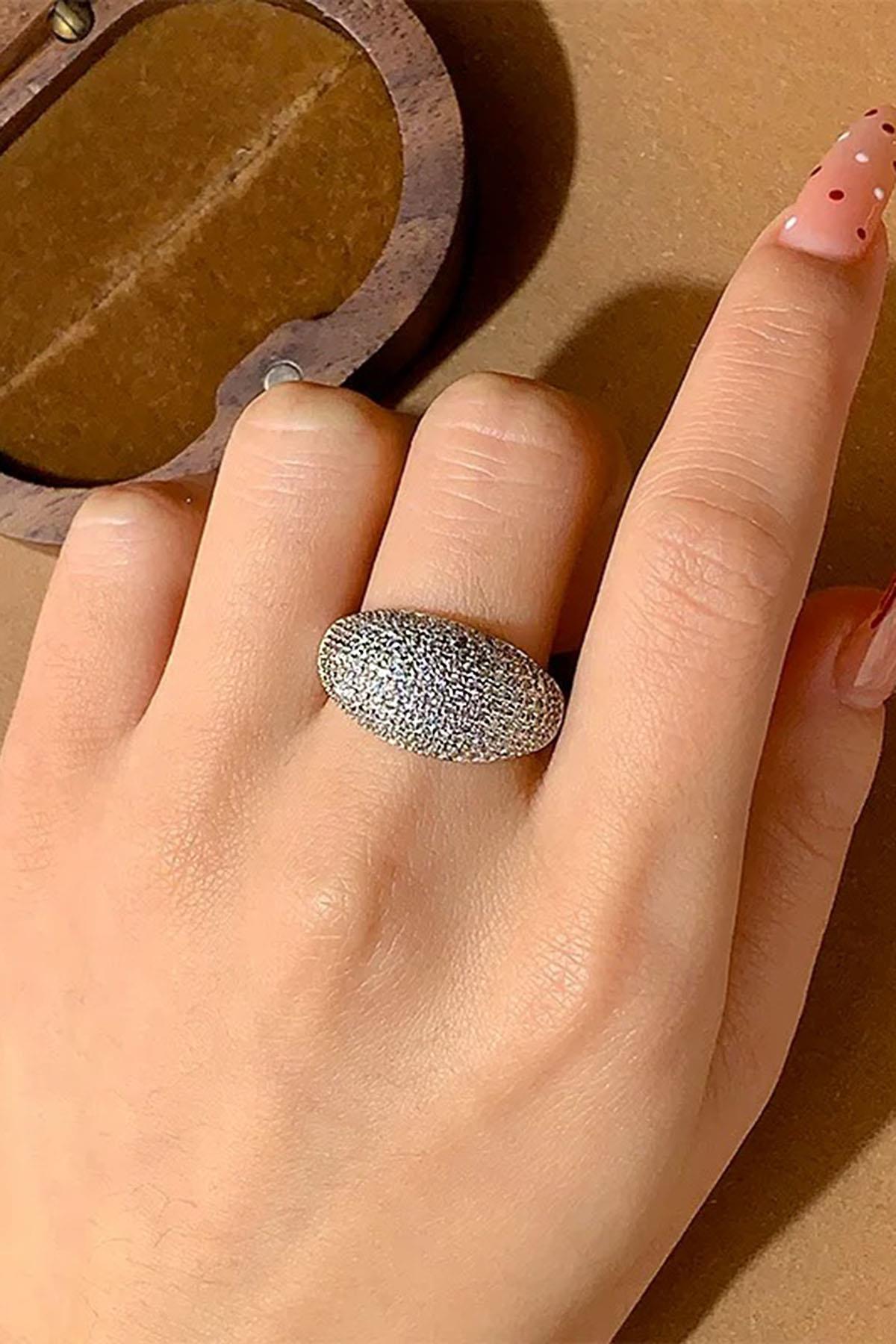 Gümüş Renk Taş Detaylı Ayarlanabilir Yüzük