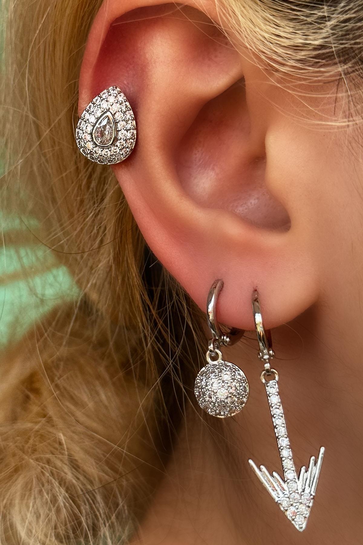 Gümüş Renk Taş Detaylı VİP 3'lü YSX Küpe Set