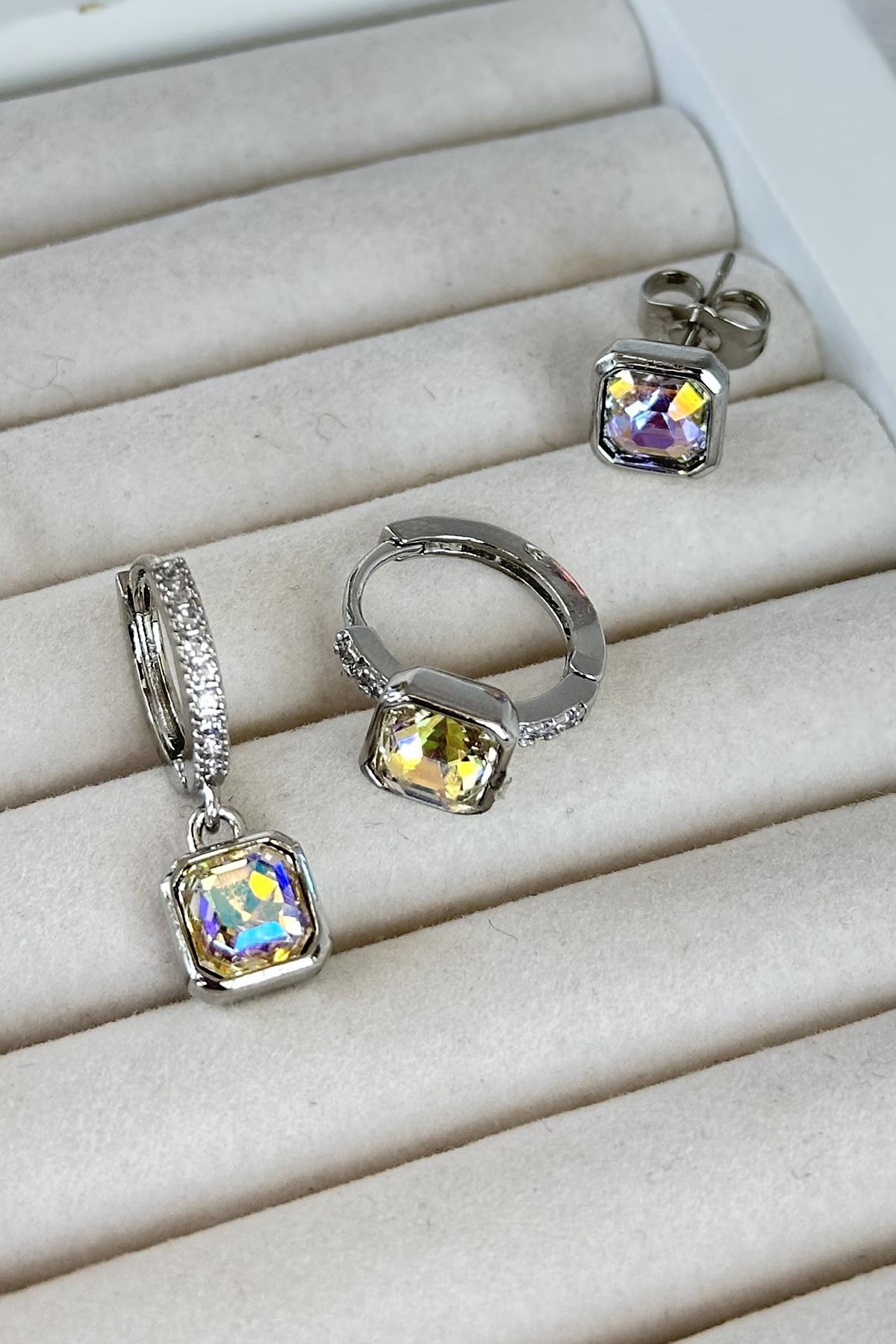 Gümüş Renk Taş Detaylı VİP 3'lü YSX Küpe Set