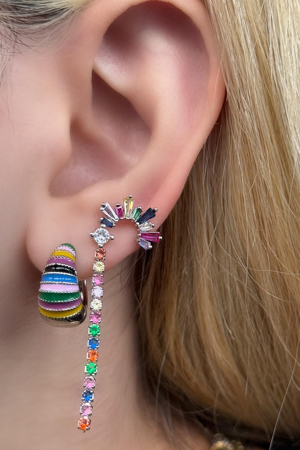 Gümüş Renk Taş Detaylı VİP 3'lü YSX Küpe Set