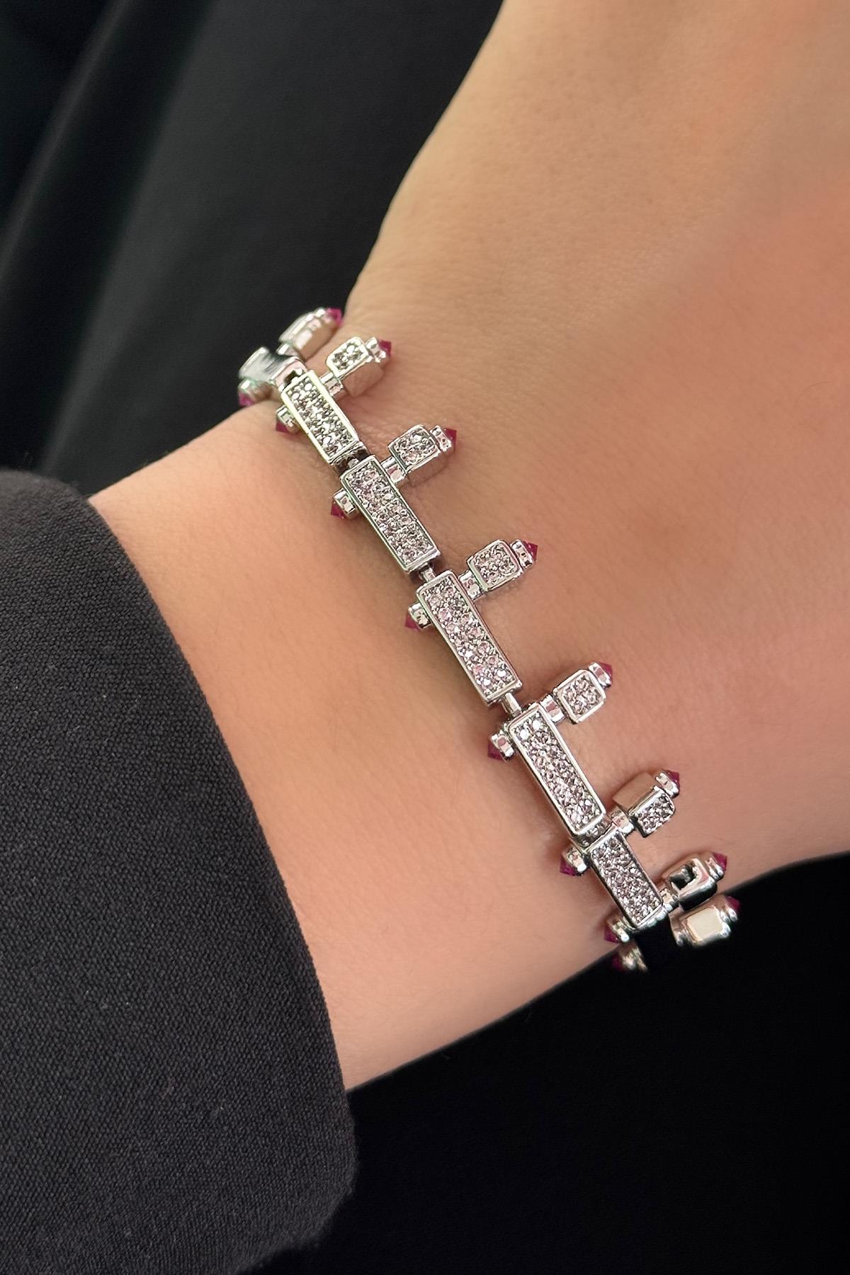 Gümüş Renk Taş Detaylı VİP YSX Bileklik