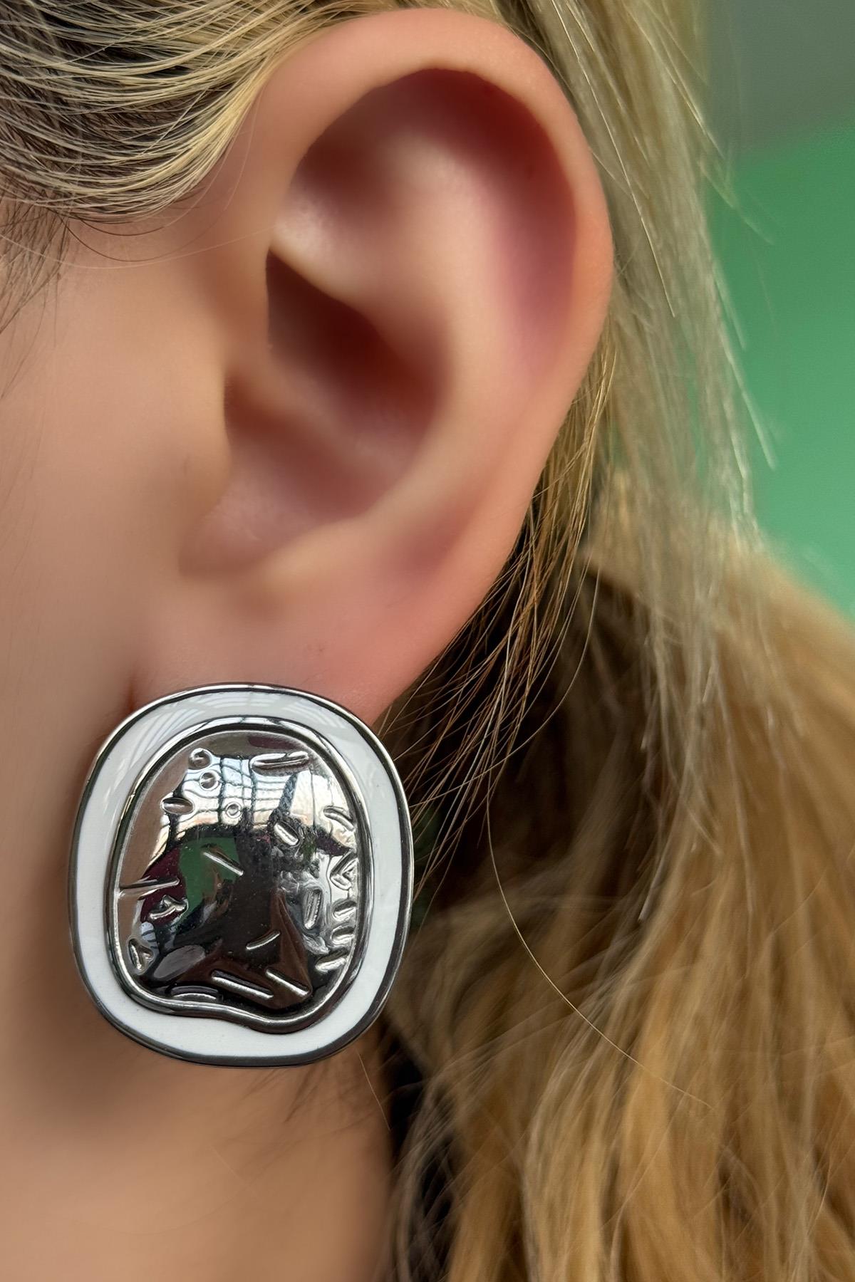 Gümüş Renk Çelik Küpe (Çift)