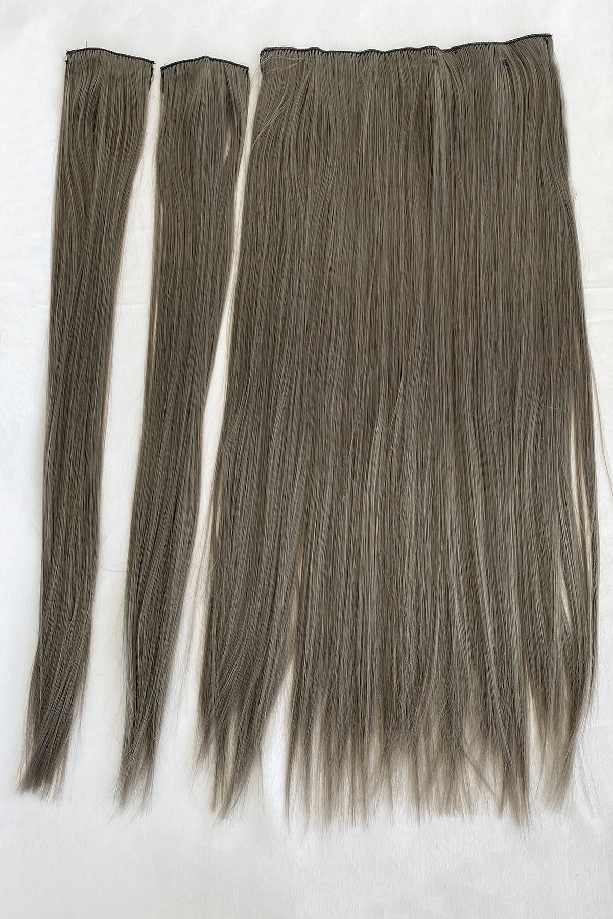 Isıya Dayanıklı Yıkanabilir Yarımay Çıt Çıt Saç - 180#3 - Gri - Düz - 65 Cm - 135 Gr + 2 Adet Yan Çıt Çıt Saç