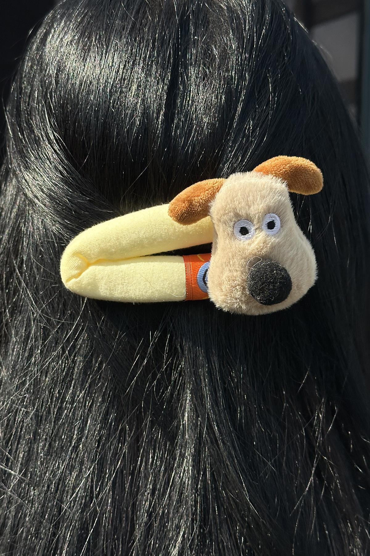 Karışık Renk Köpek Figürlü Yan Toka
