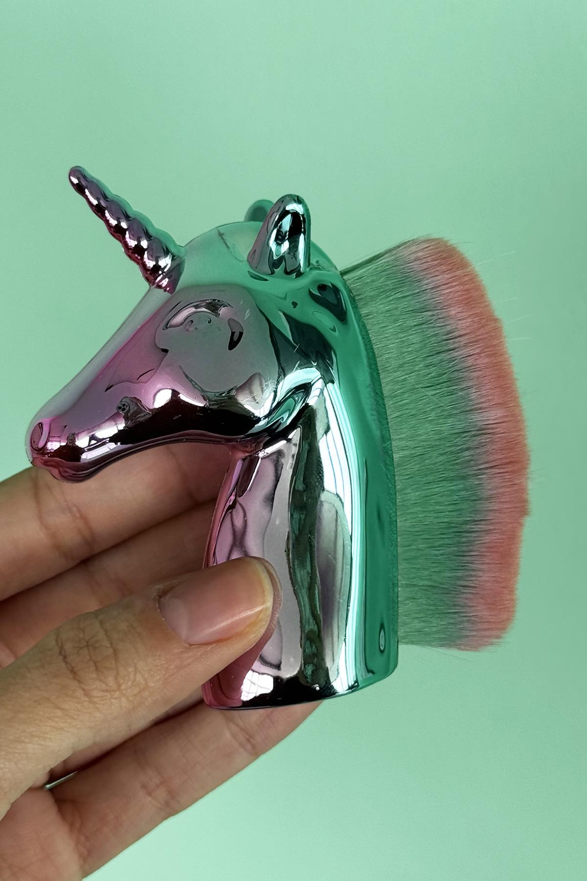Karışık Renk Unicorn Figürlü Allık/Makyaj Fırçası