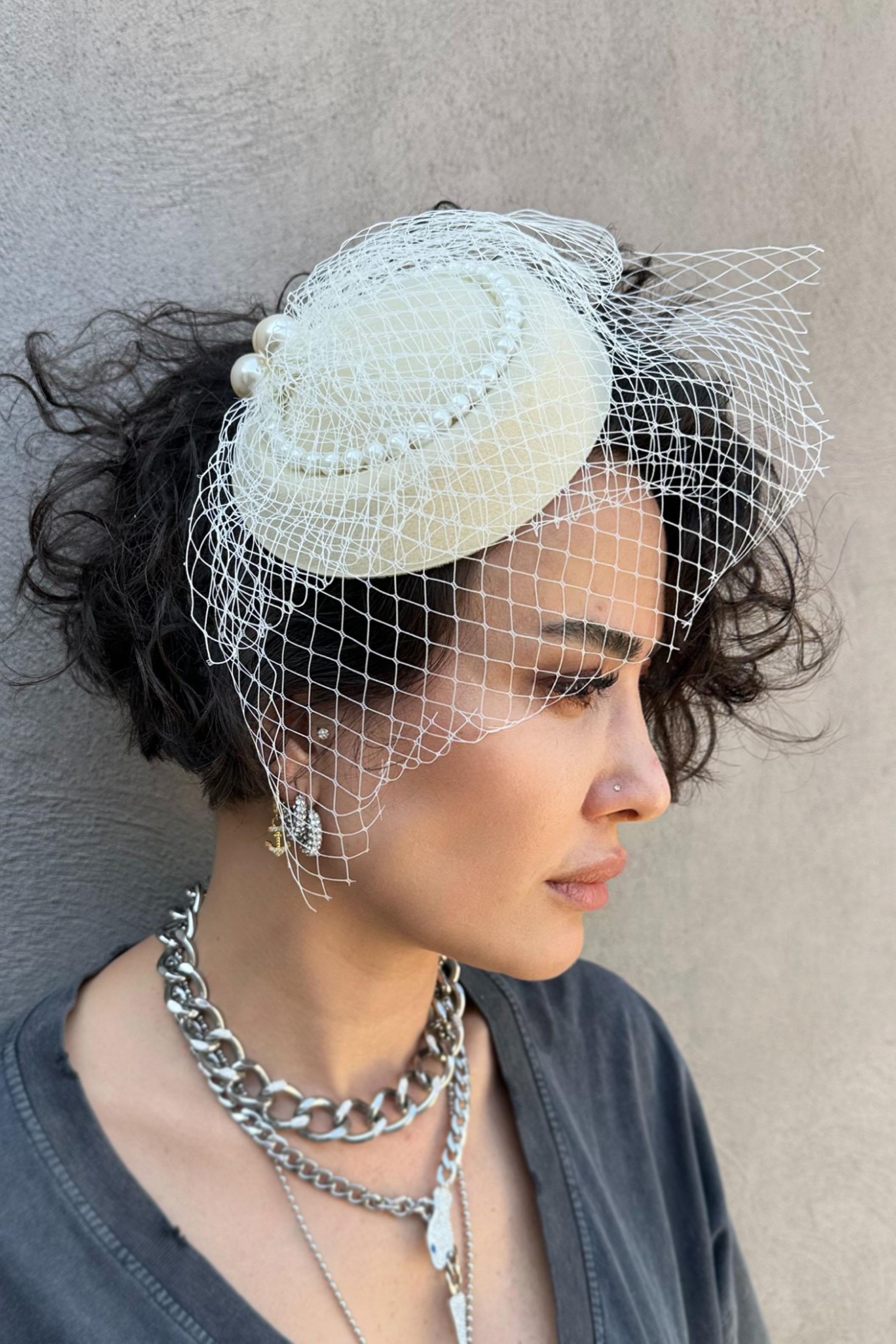 Krem Renk İnci Detaylı Nikah Şapkası/Vualet Şapka