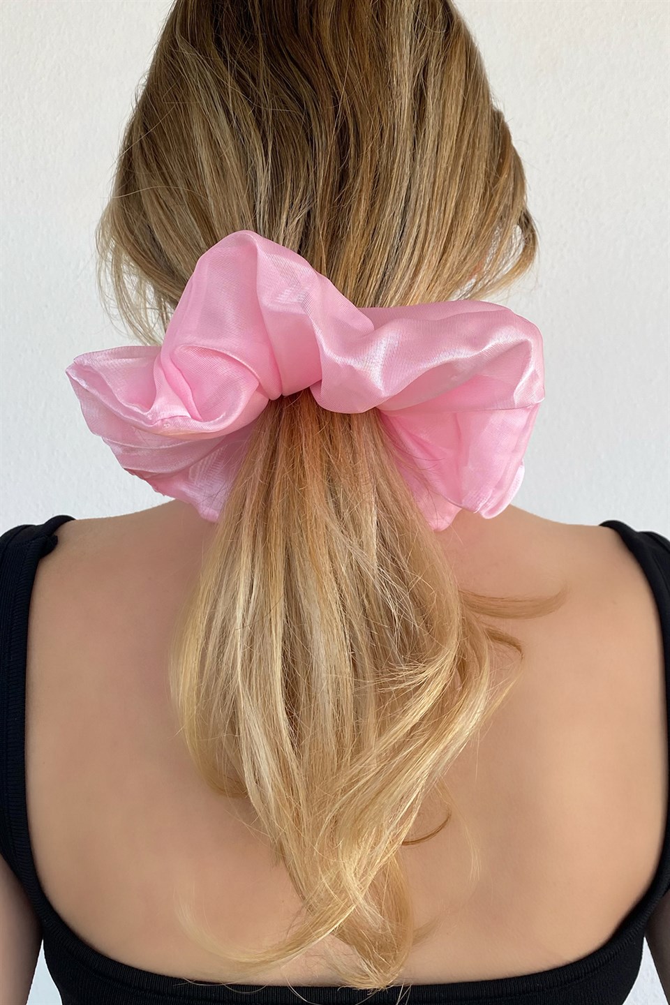 Pembe Renk Organze Büyük Boy Scrunchies Lastik Toka