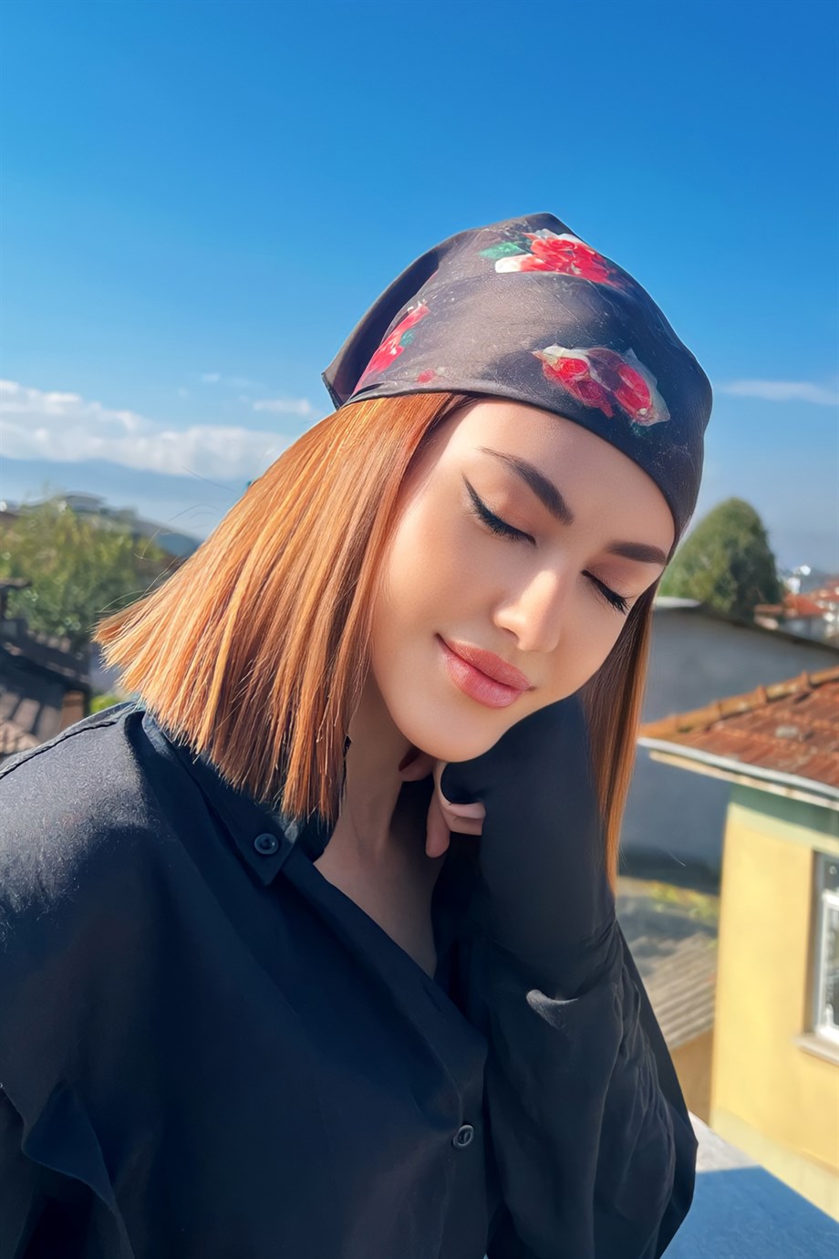 Siyah Renk Gül Desenli Fular