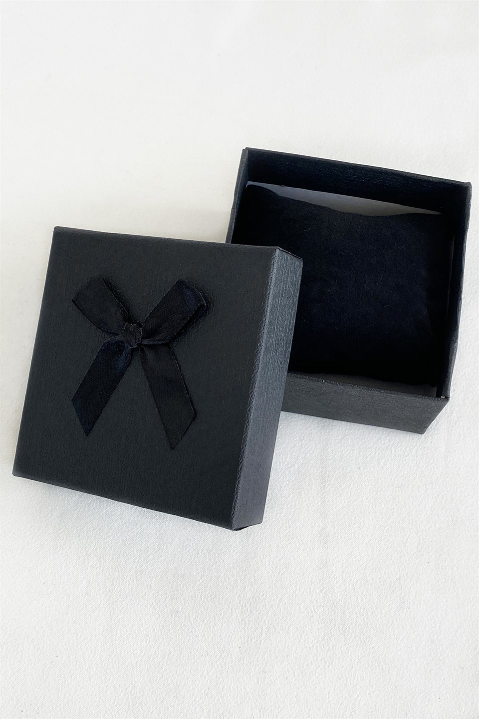 Takistir Jewelry | Black Color Gift Box (8.5 cm)