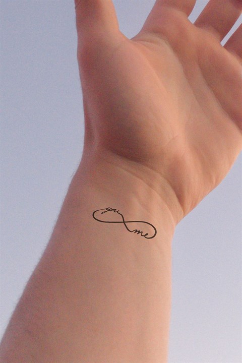 25 Infinity Tattoo Designs Meaning and History of the Symbol  100 Tattoos