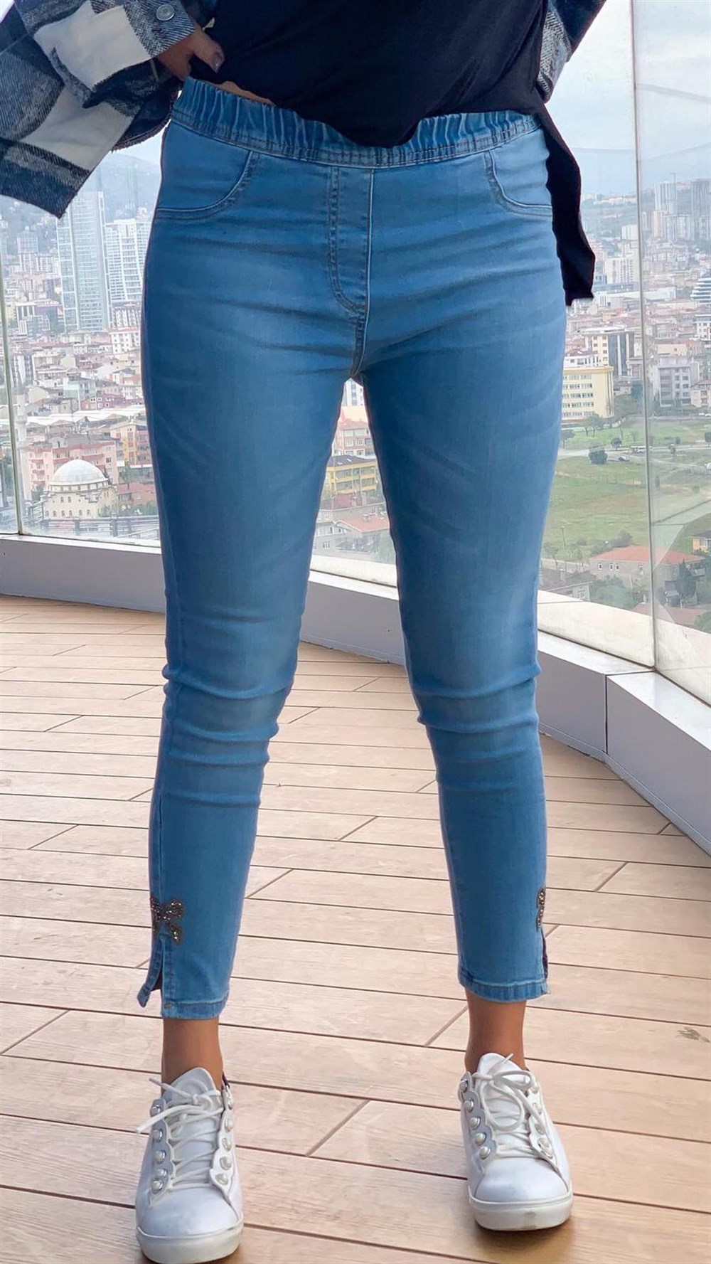 Kelebek Detay Tayt Pantolon 