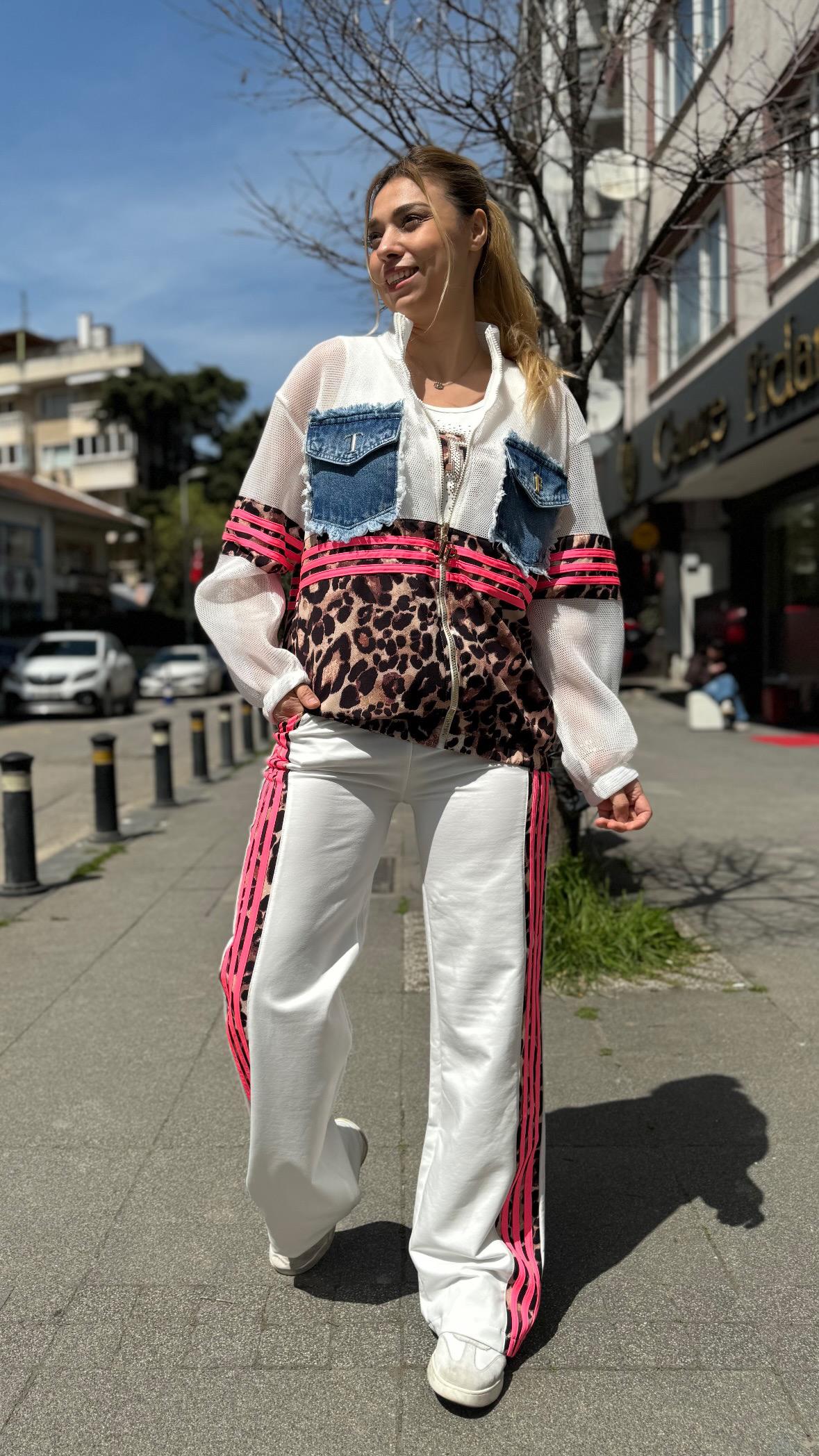Leopar Kot Detayli Eşofman Takımı 