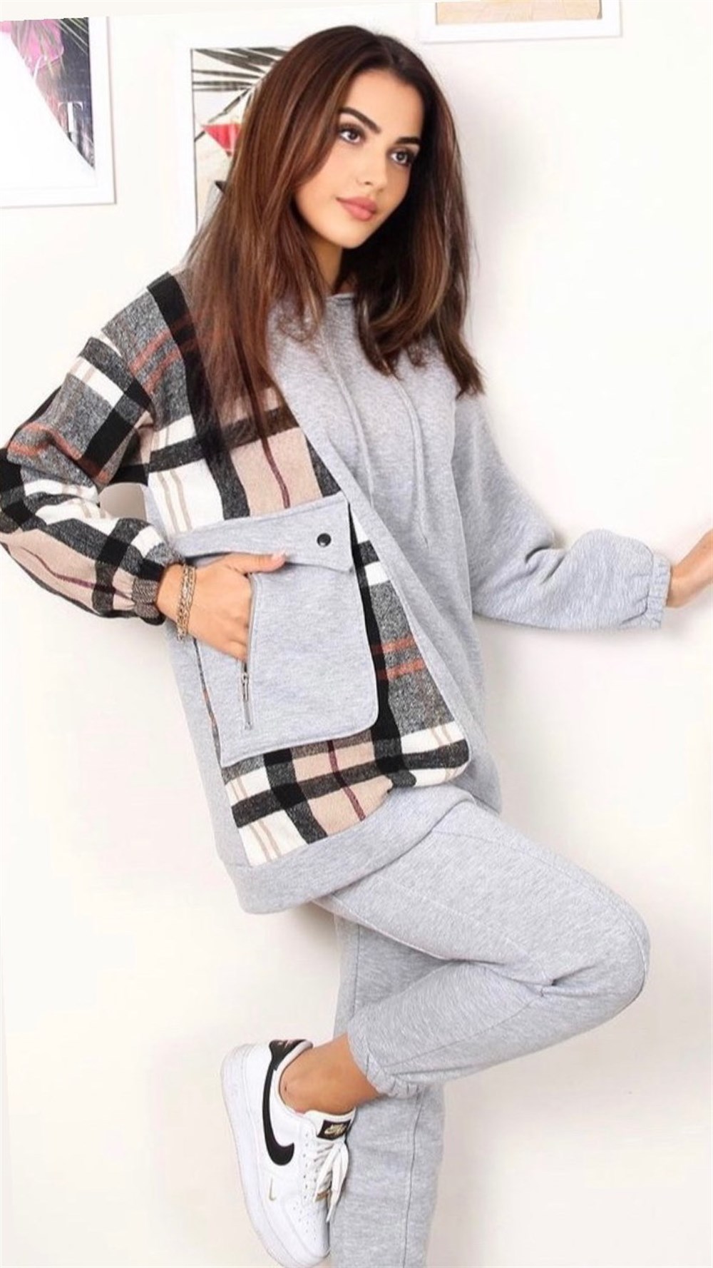 Cep Detaylı Sweat