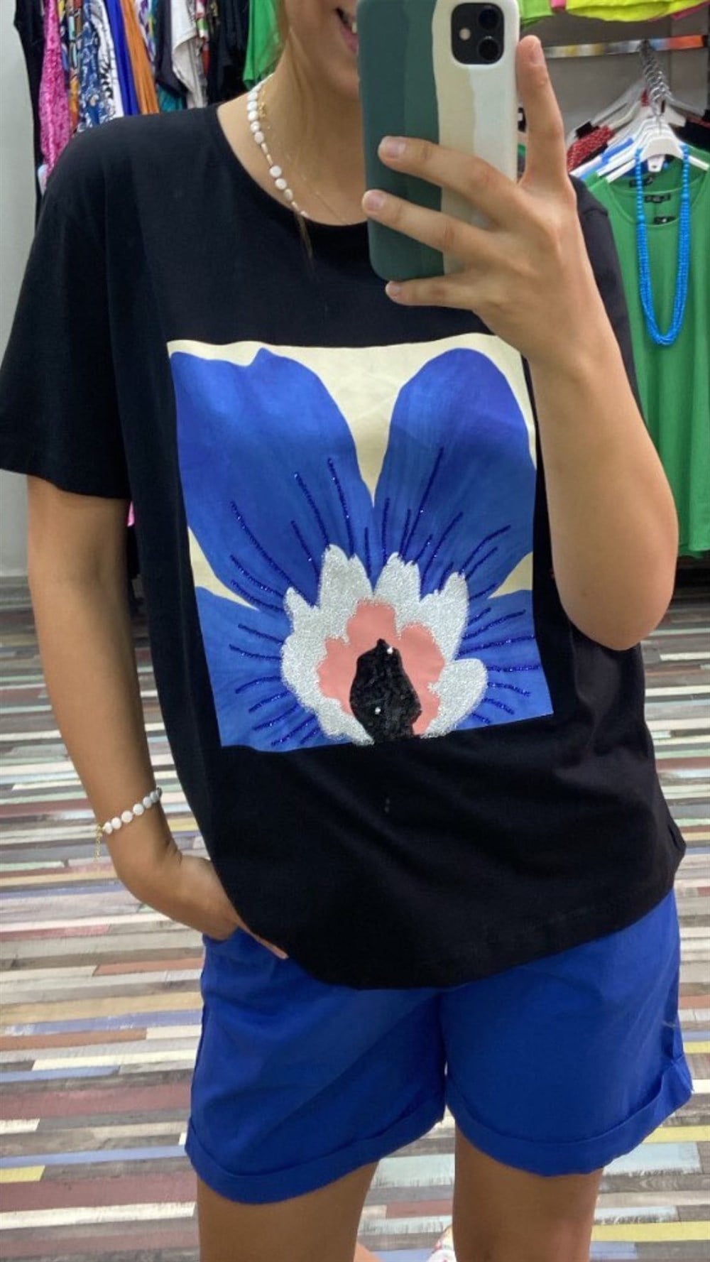 Çiçek Desen Tshirt
