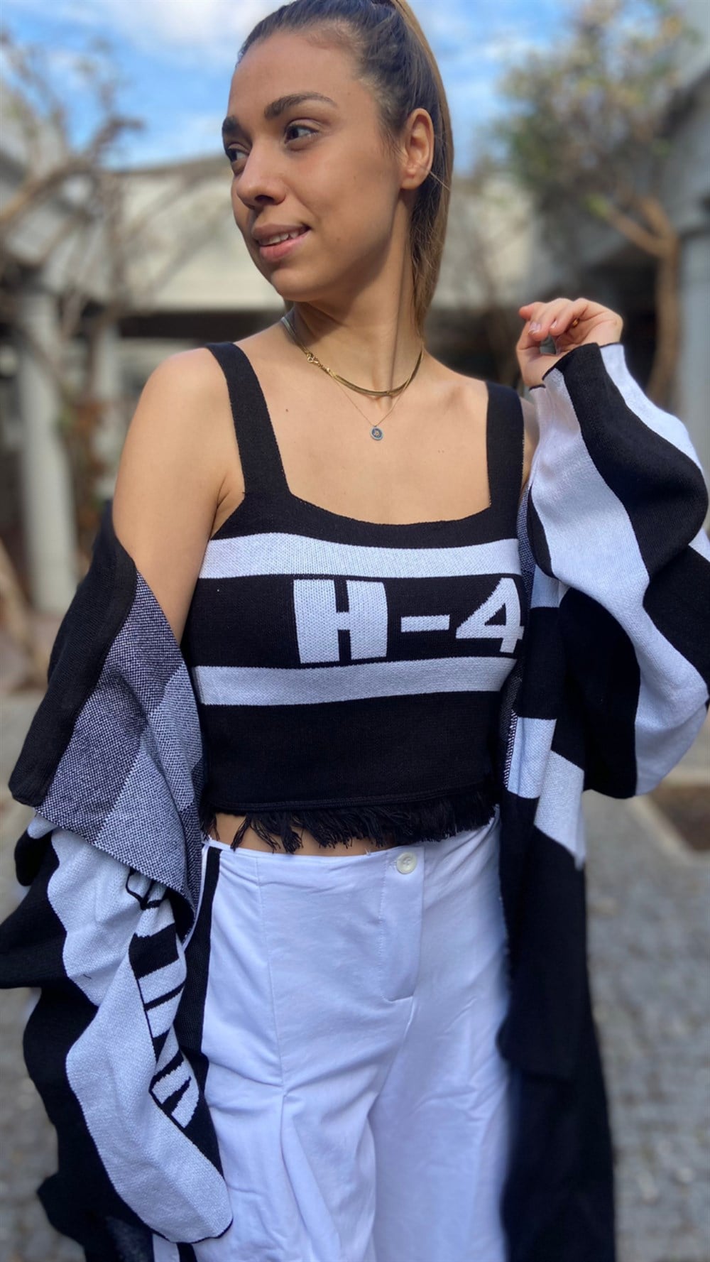 H4 Askılı