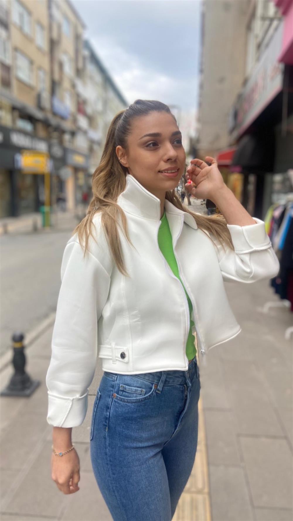 Kısa Ceket 