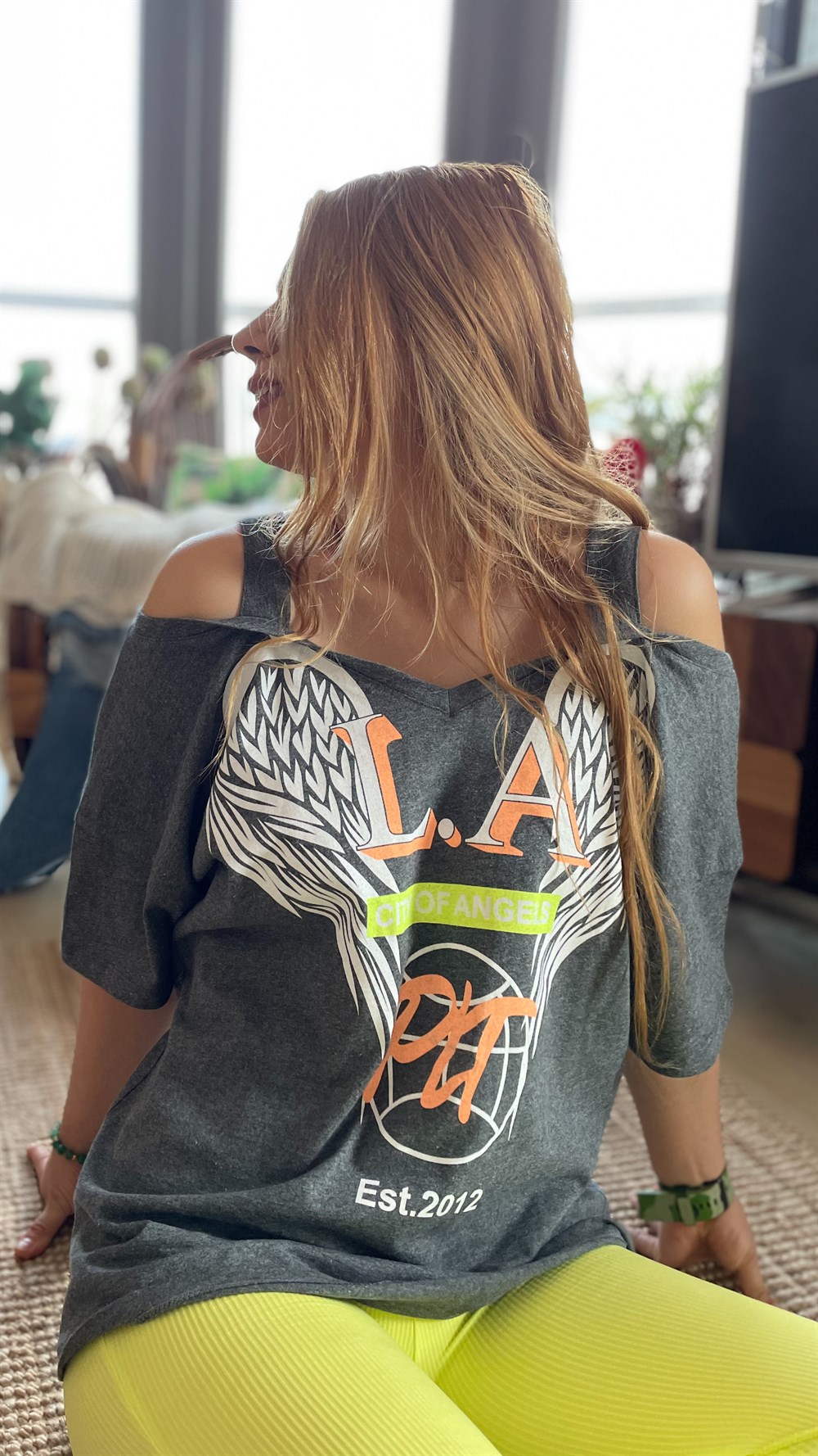 L A Kol Detay T-shirt