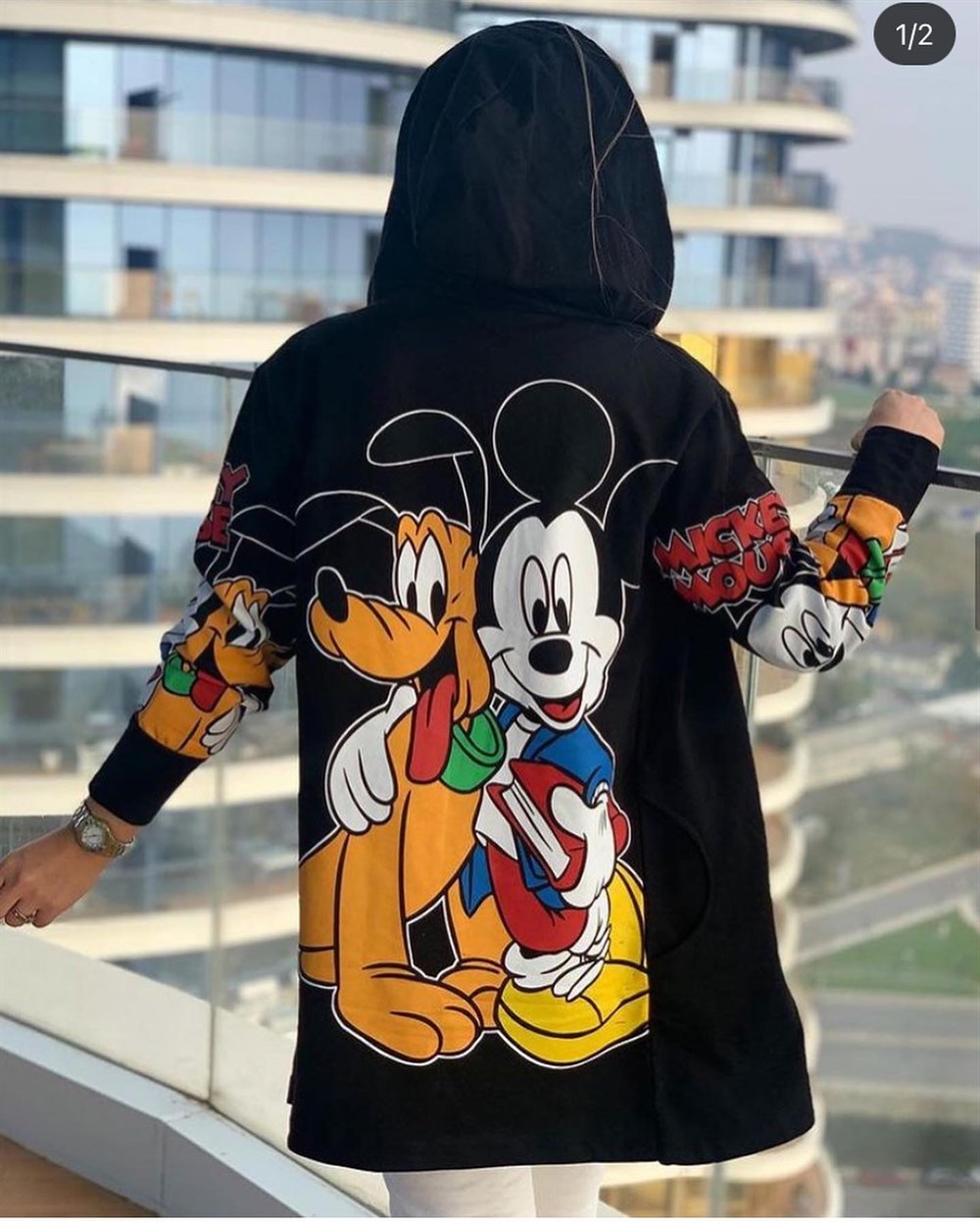 Mickey Ceket Arkası Detaylı