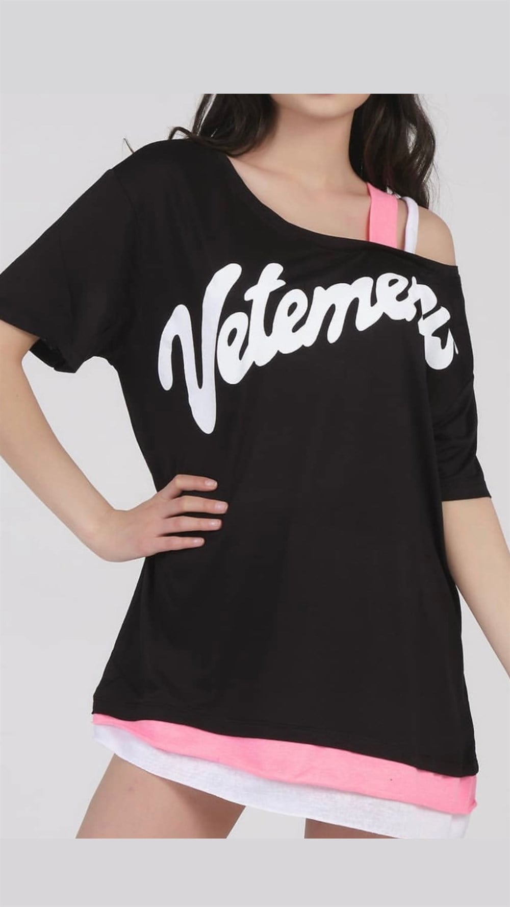 Siyah Vetemens T-shirt