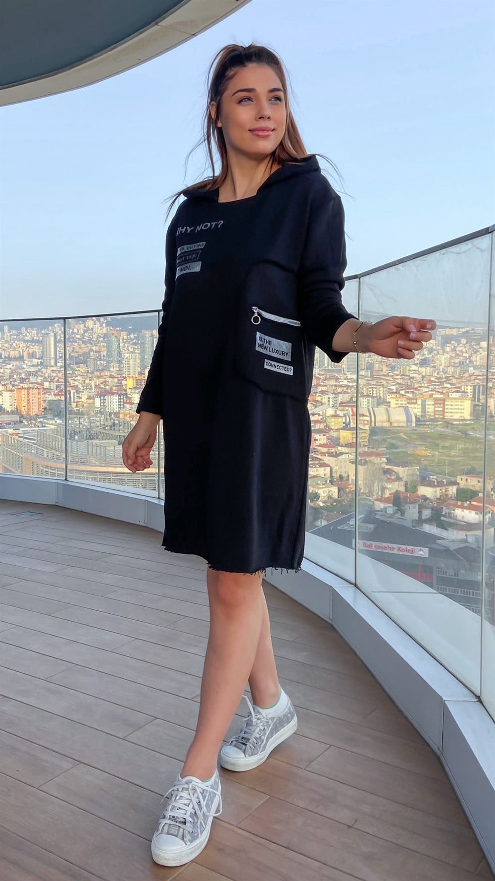 Tasarım Yazılı Elbise