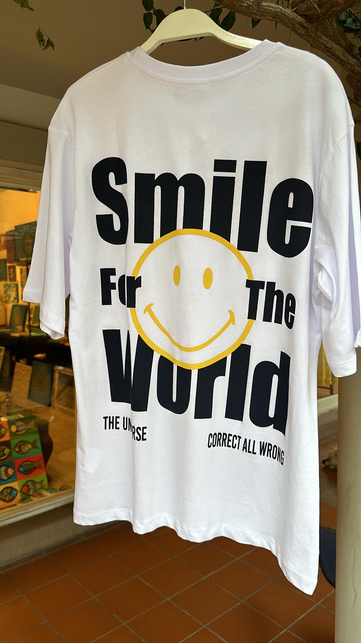Tshirt Gülen Yüz