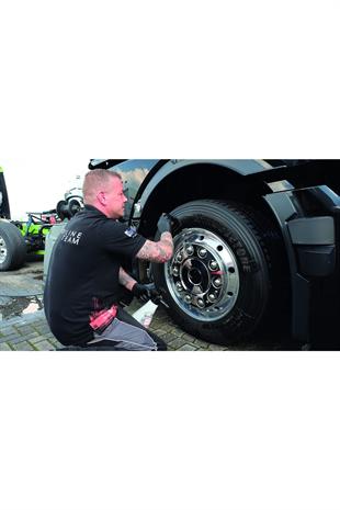 Sonax Lastik Koruyucu Parlatıcı 5 L