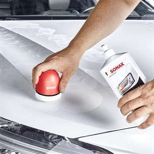 Sonax Renkli Nano Parlatıcı ve Koruyucu Cila Beyaz 250 ml