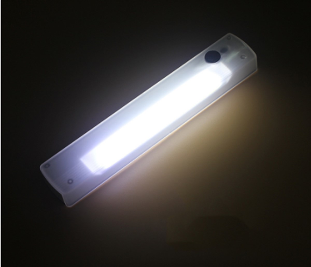 Mıknatıslı Cırtlı Pilli Kablosuz Anahtarlı LED Lamba