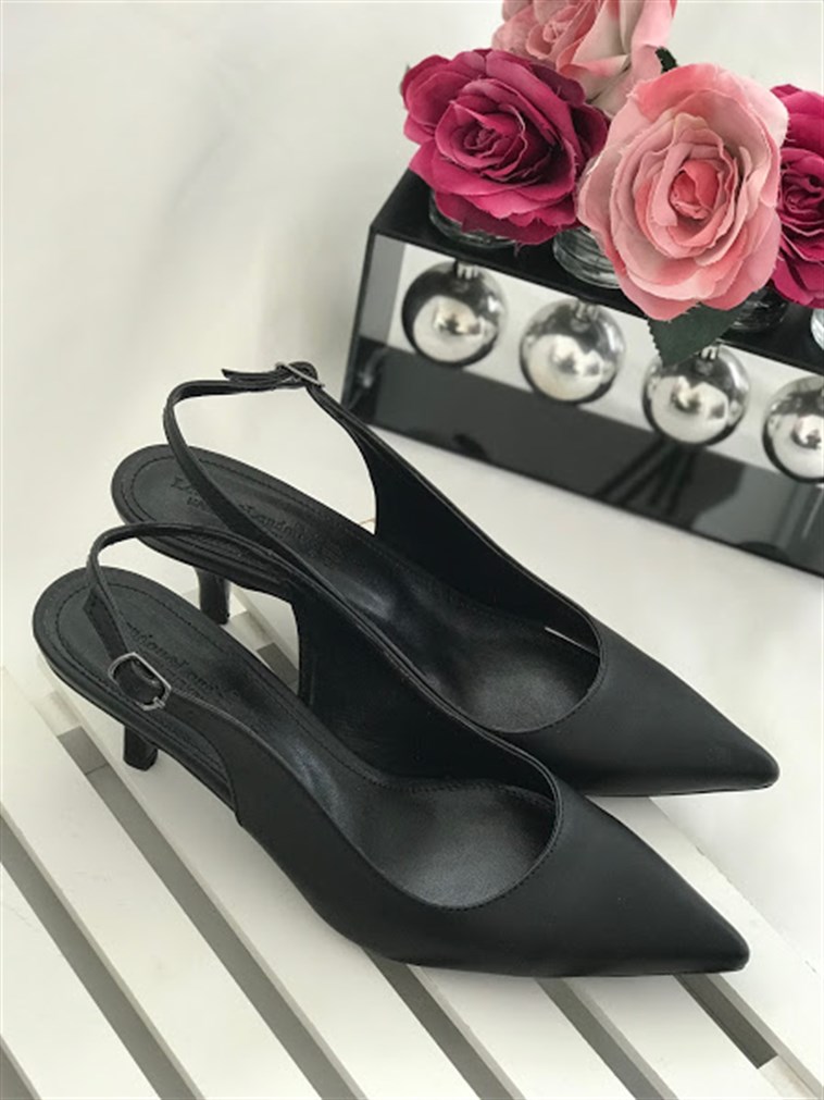 Siyah Topuklu Kadın Stiletto