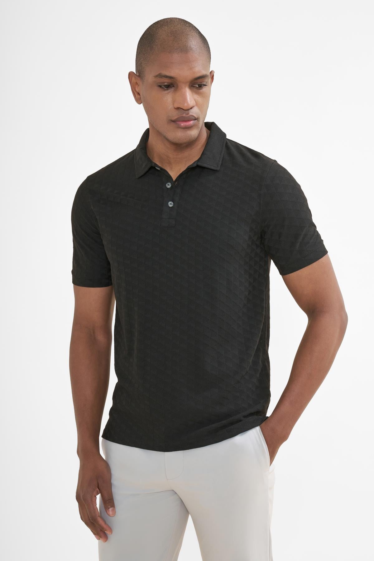 intersivinİntersivin  Polo Yaka Siyah Tshirt - SD-04