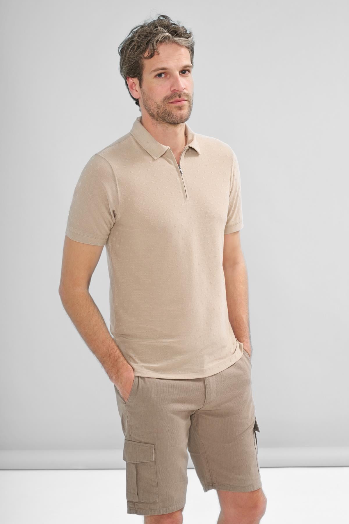 intersivinİntersivin Fermuarlı Polo Yaka Bej Tshirt - SD-03