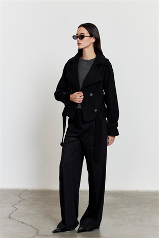 Apoletli Kısa Kaşe Kaban Siyah