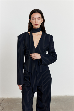 Çizgili Belden Oturmalı Fular Detay Blazer Lacivert