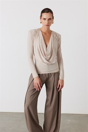 Degaje Yaka Uzun Kol Body Bej